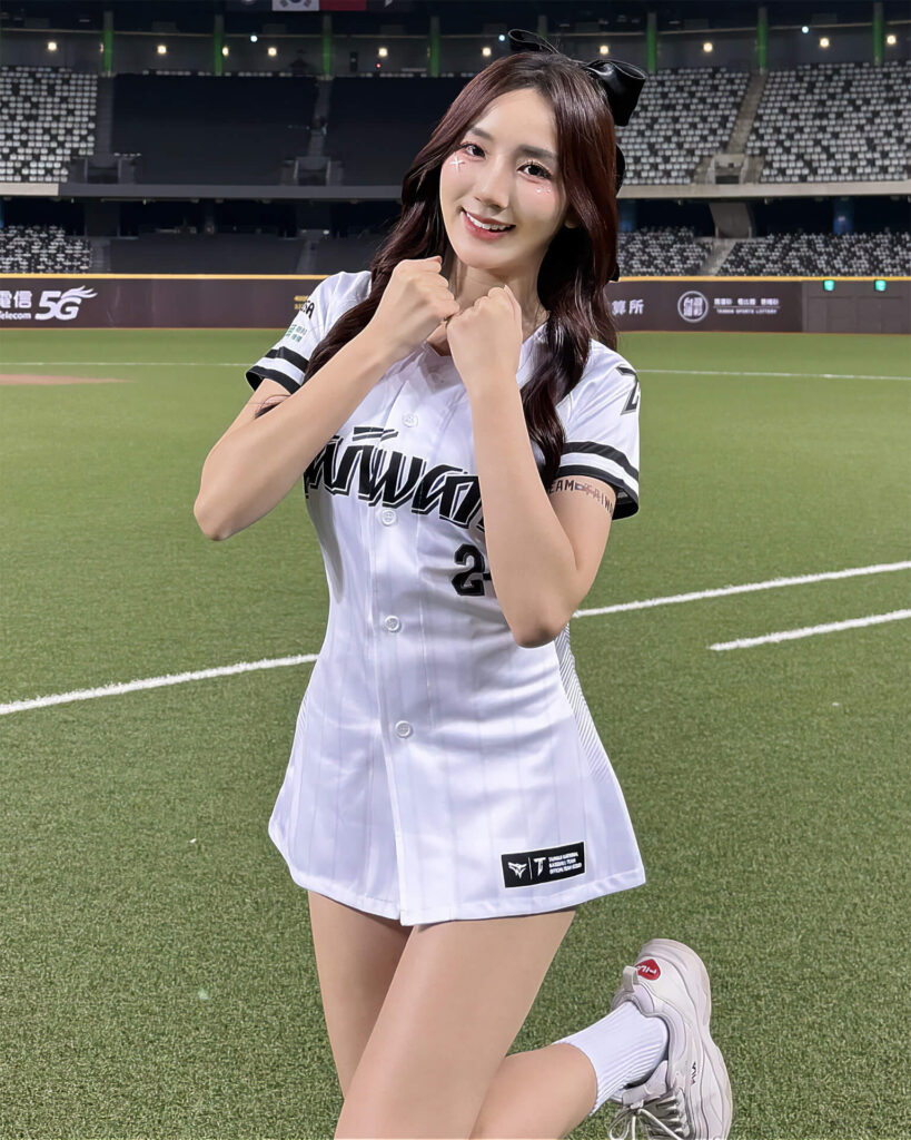 CT AMAZE 沛沛,味全龍啦啦隊 Dragon Beauties 小龍女成員。