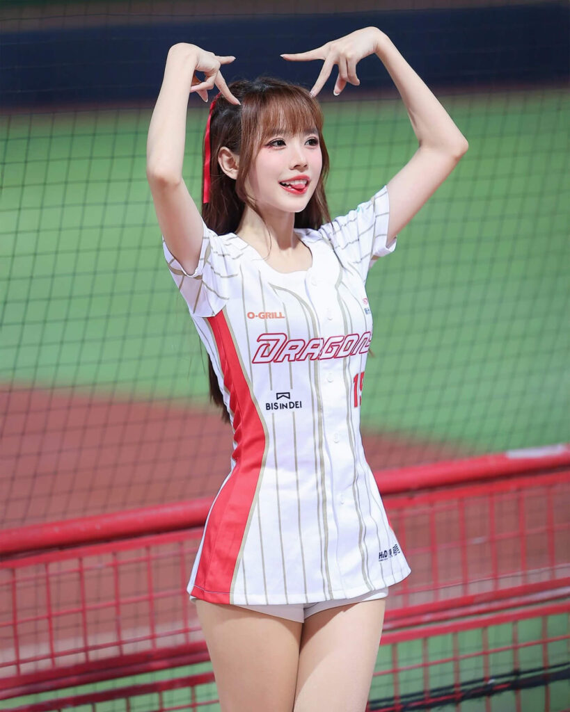 CT AMAZE 蘿拉 Laura,味全龍啦啦隊 Dragon Beauties 小龍女成員。